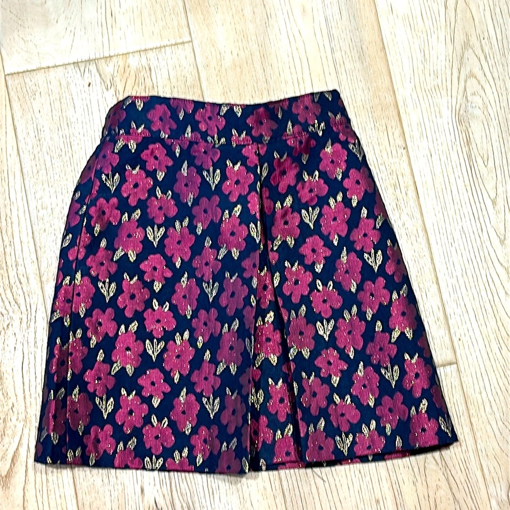 Girls Brooks Brothers skirt. Size 6